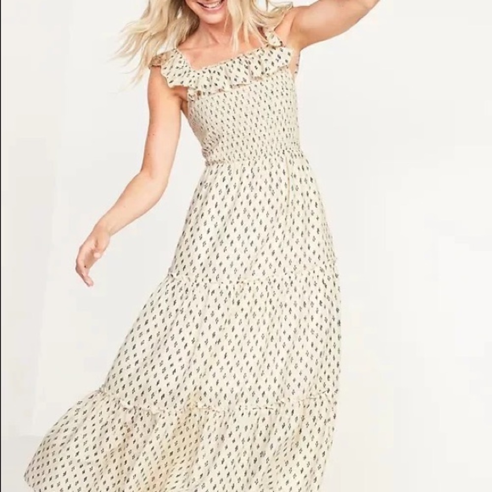 Old Navy Smocked Printed Maxi Dress Sz L